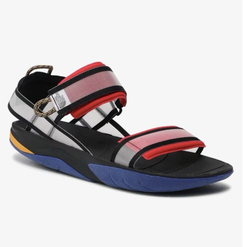 The North Face Skeena Sport Sandal Men's Outdoors Water Red Black Size 13 New